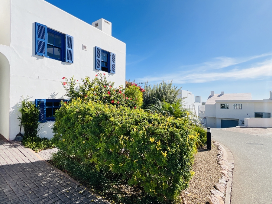 3 Bedroom Property for Sale in Paradise Beach Western Cape